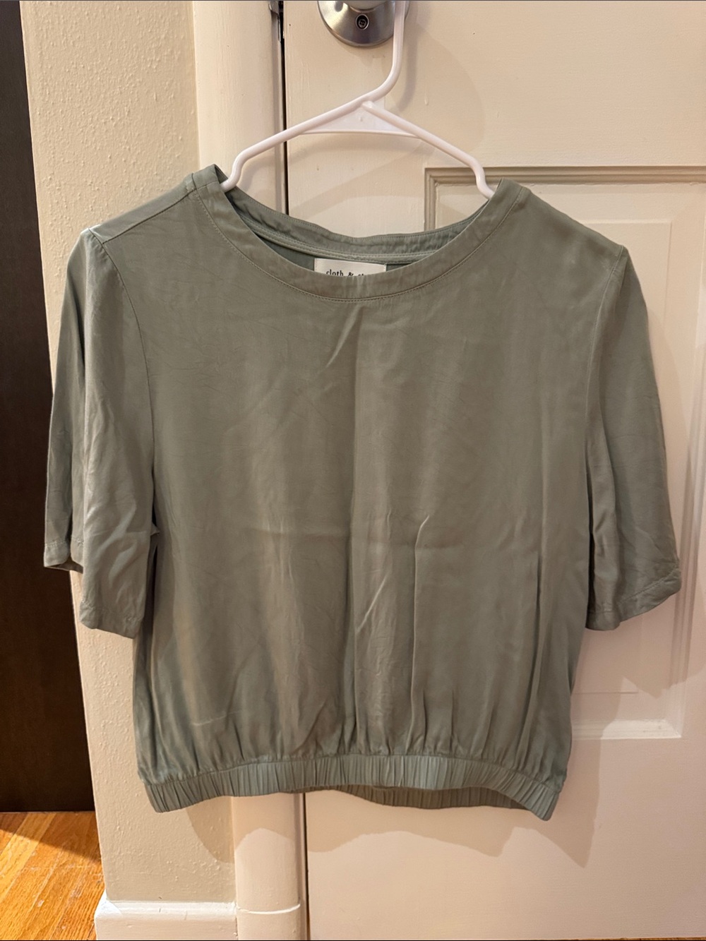 Pretty green casual top